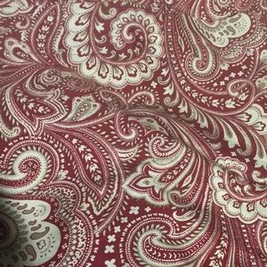 Curtain panels (4 total/2 sets)